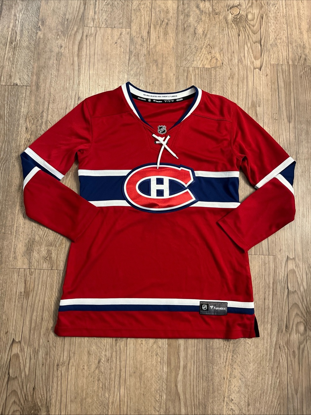 NWOT Fanatics Montreal Canadiens Stitched Long Sleeve Women’s Jersey Size M